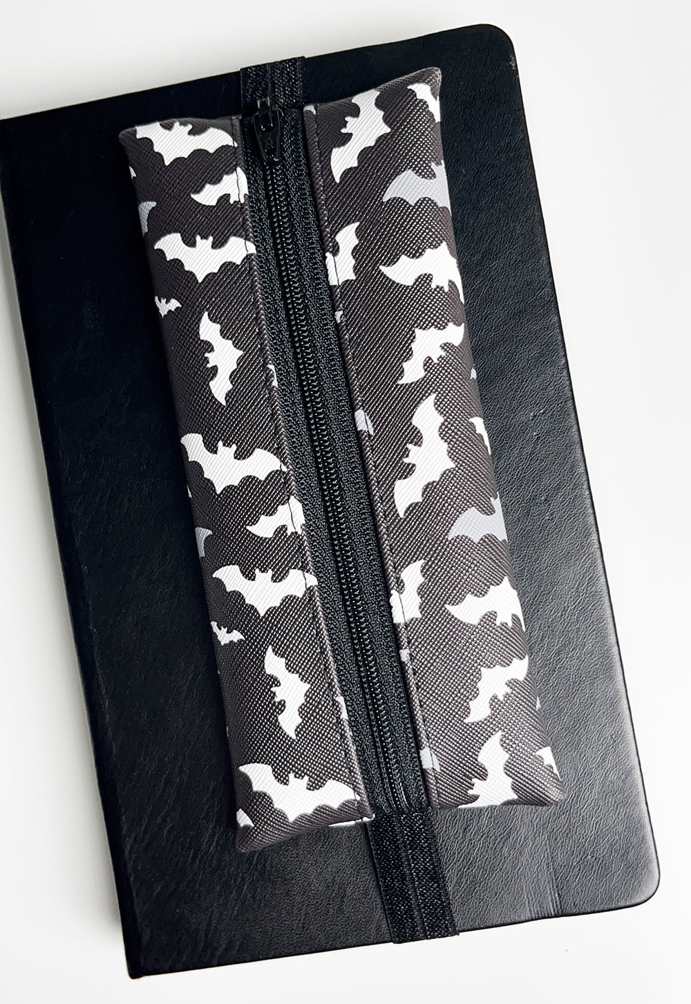 Zipper Pouch w/ Elastic