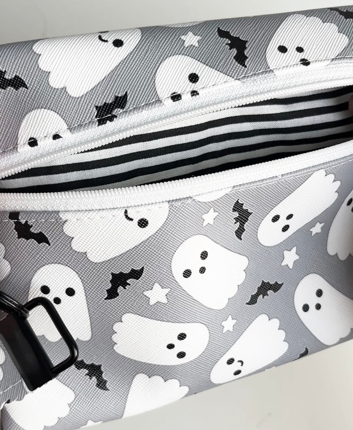 Goth Clutch, Bats & Ghosts
