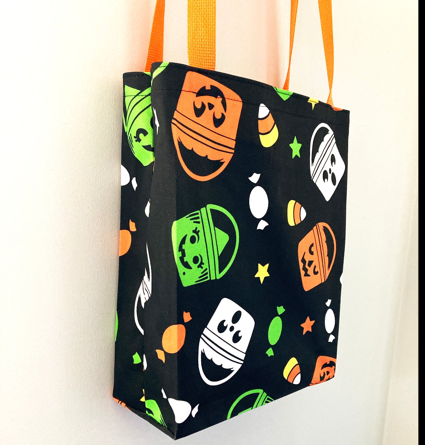Boo Bucket Tote, Black