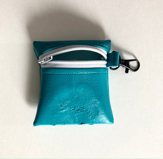 Misfit: ghost keychain coin bag