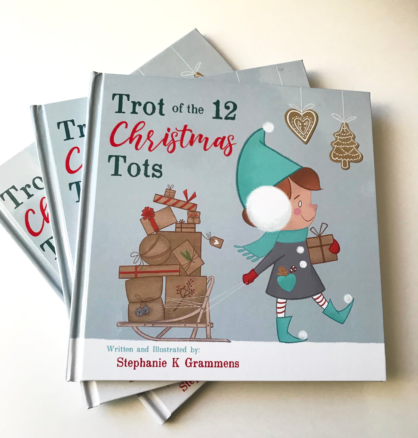 Trot of the 12 Christmas Tots, Book with Stickers