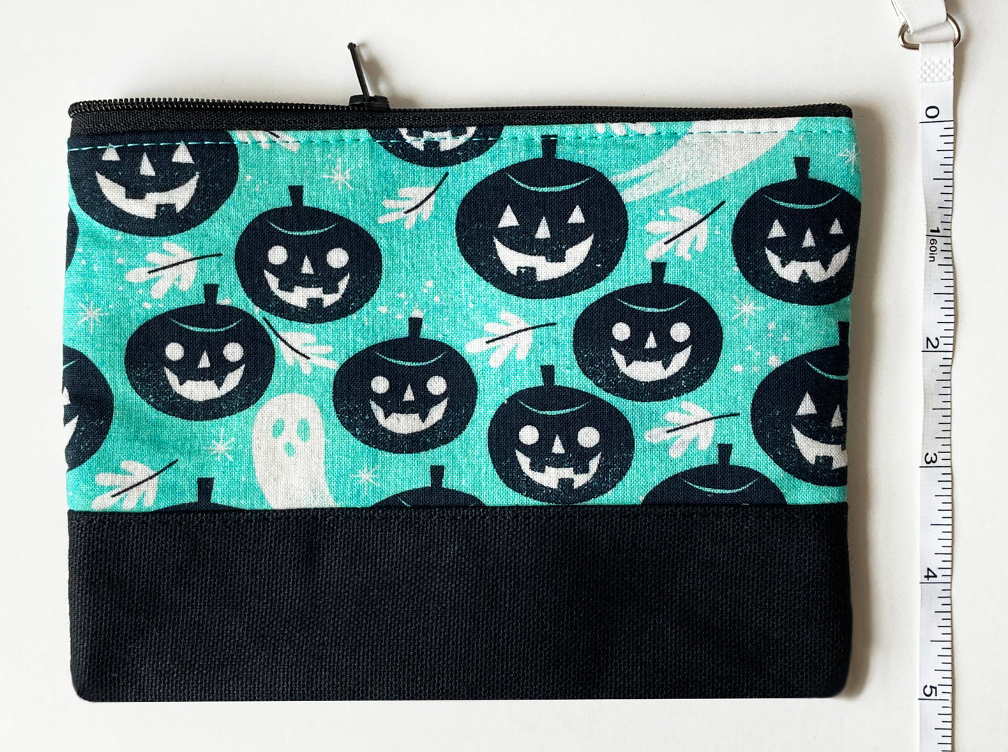 Spooky Clutches 5"