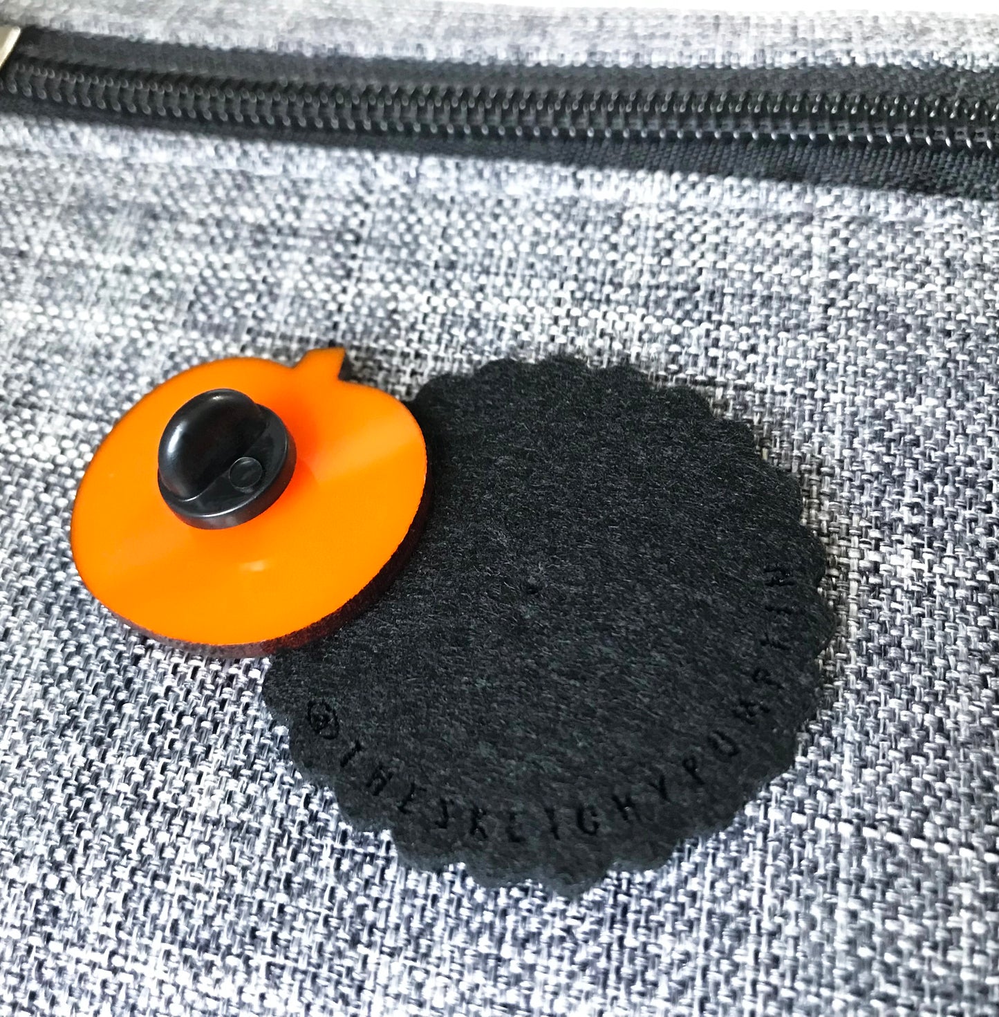 Jack O' lantern Acrylic Pin, Felt Backing, halloween, lapel pin, pumpkin