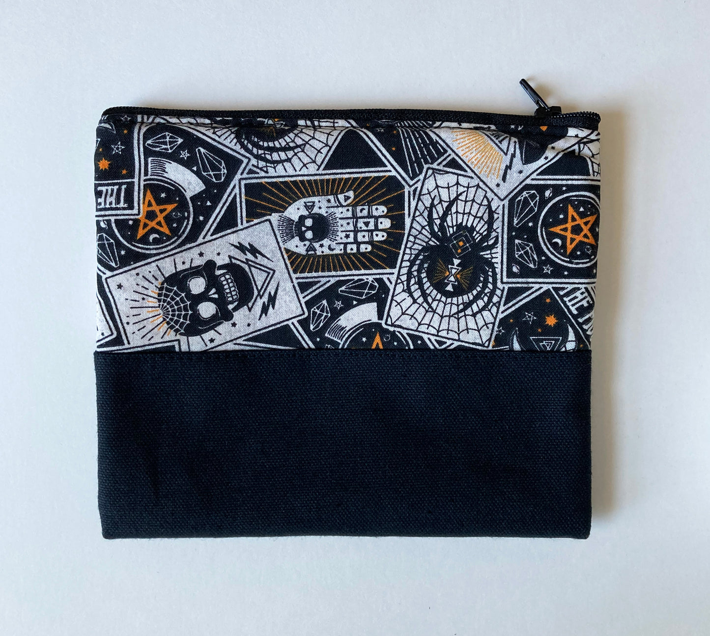 Spooky Clutches 6"
