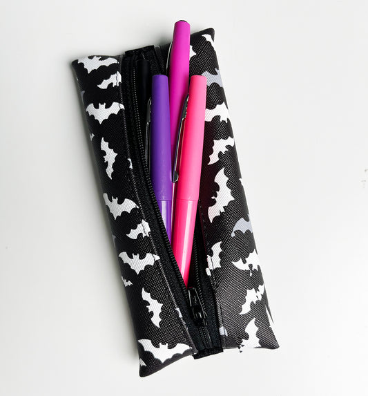 Zipper Pouch w/ Elastic